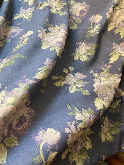 4.40x 1.40 m - Laura Ashley - blue hydrangea floral linen fabric - Linen - 21st century