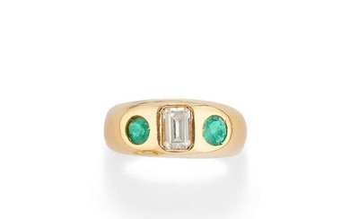 A 18K red gold, colorless stone and emerald ring
