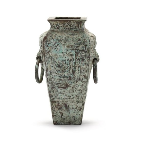 A Chinese Archaic Style Vase