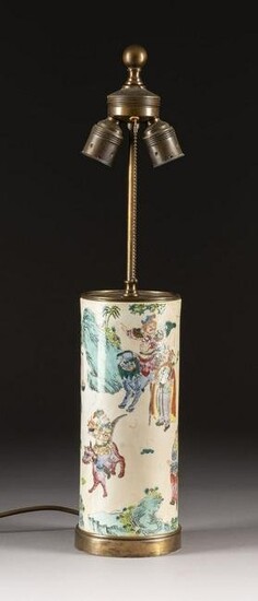 A FAMILLE ROSE STRAIGHT VASE PAINTED WITH FIGURES AS