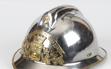 A FRENCH FIRE HELMET, first half of the 20th century.