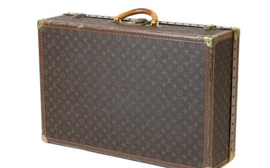 A Louis Vuitton monogrammed canvas 'Alzer 70' suitcase