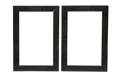 A PAIR OF CHINESE CARVED WOOD FRAMES FOR THE EXPORT MARKET 十八至十九世紀 外銷木框架一對