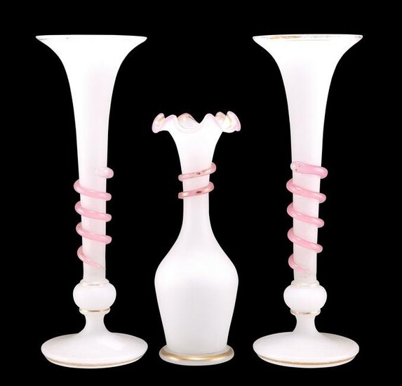 A SET OF THREE FRENCH OPALINE GLASS VASES, LATE 19TH