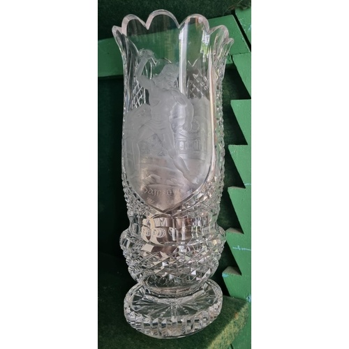 A Waterford Crystal Vase. Christmas 1975 limited edition han...