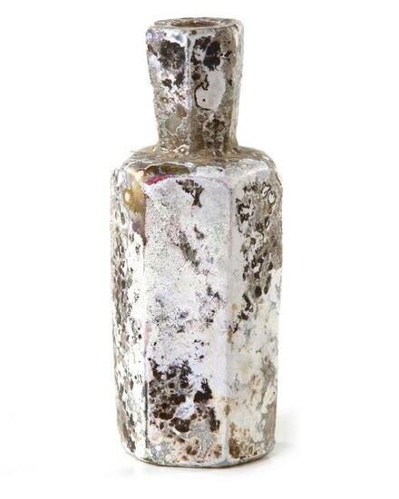 AN EARLY ISLAMIC GLASS BOTTLE, PERSIA, 9TH-10TH CENTURY