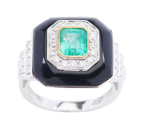 AN EMERALD, ONXY AND DIAMOND RING