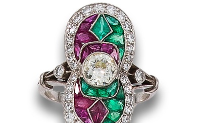 ART DECO COCKTAIL RING IN PLATINUM WITH DIAMONDS, RUBIES AND EMERALDS