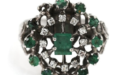 NOT SOLD. An emerald and diamond ring set with numerous emeralds and diamonds, mounted in 14k white gold. Size app. 56. – Bruun Rasmussen Auctioneers of Fine Art