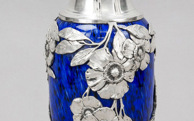 Art Nouveau vase Orivit, early 20t