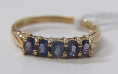 BLUE 5 STONE RING, 9ct yellow gold ring, set 5 oval blue sto...