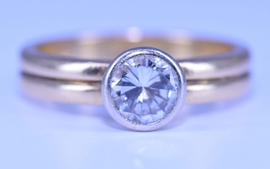 Bague-solitaire avec 1 diamant taille brillant de 1.02ct. couleur : H et pureté : VVS2...