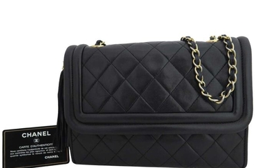 Chanel - CC Logo Matelasses Shoulder bag
