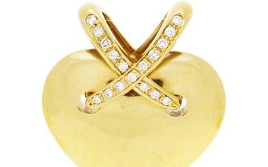 Chaumet, Liens, pendentif cœur or 750 serti de diamants, signé, numéroté 339140, h. 2.8 cm, 11g