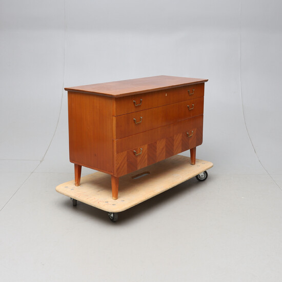 Chest of drawers, mid-20th century.