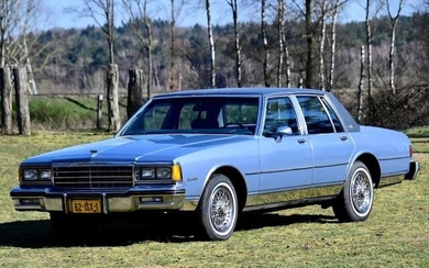 Chevrolet - Caprice Classic 5.0 V8 Limited- 1983