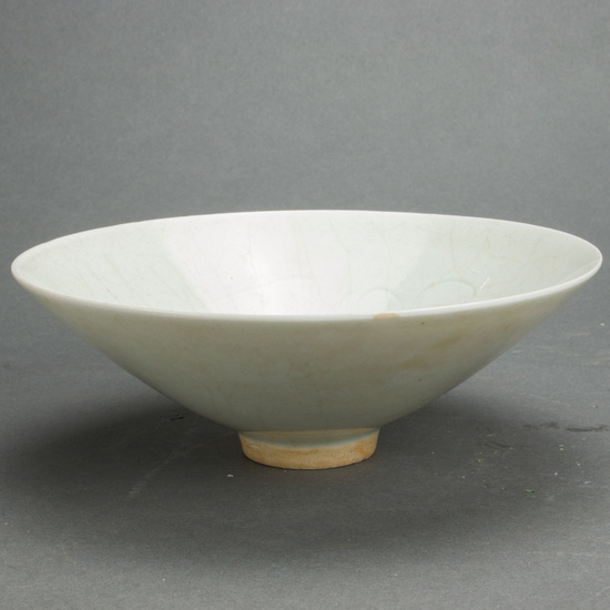 Chinese Qingbai type glazed bowl