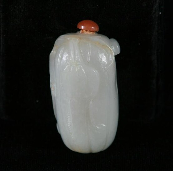 Chinese White Jade Snuff Bottle with Stopper