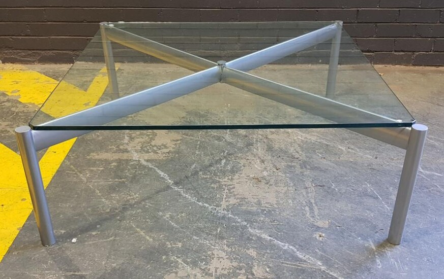 Chipped Glass Top Coffee Table on Brushed Steel base (h:42 x w:112 x d:112cm)