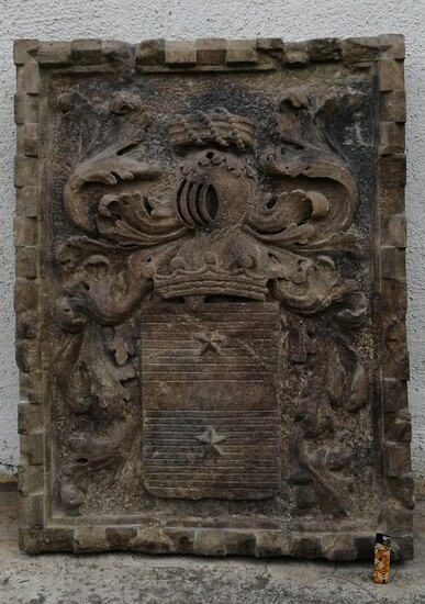 Coat of arms of the De Angelis family - Nanto stone - around 1900