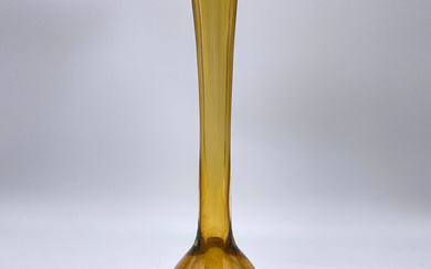 FLAVIO POLI. MURANO DESIGNER GLASS VASE, 1960, BULB VASE IN AMBER BROWN.