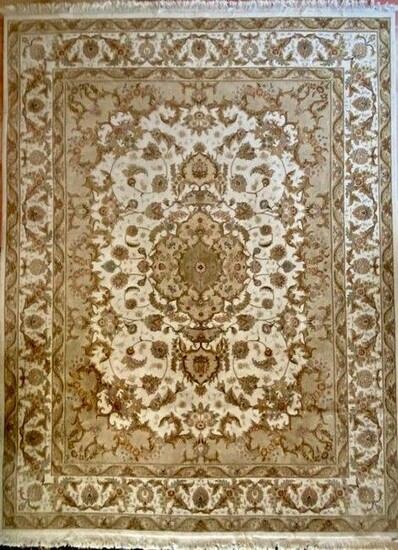 Hand Knotted Oriental Rug, Wool & Silk, 7.09' x