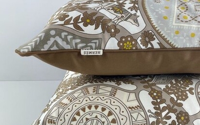 Hermès - pillows (2) - Modern