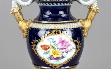 Large snake-handled vase, Meissen, mark after 1934, 1st choice, amphora shape with side handles in