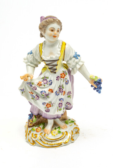 MEISSEN PORCELAIN YOUNG WOMAN WITH GRAPES, C 1900, H 5" DIA 3"