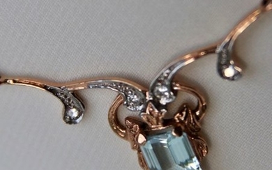 Maker's mark " - 14 kt. Pink gold - Art Deco necklace - 1.30 ct emerald cut Aquamarine - rose diamonds - Handcrafted Germany