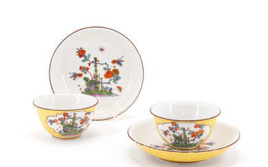 Meissen | TWO PORCELAIN TEA BOWLS AND TWO SAUCERS WITH YELLOW GROUND AND KAKIEMON