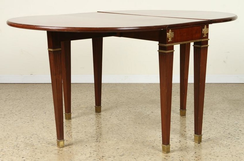 NEOCLASSICAL STYLE MAHOGANY DINING TABLE C.1940