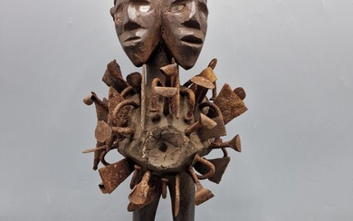 NKESHI BAKONGO DOUBLE HEAD STATUETTE - Bakongo - DR Congo (No Reserve Price)