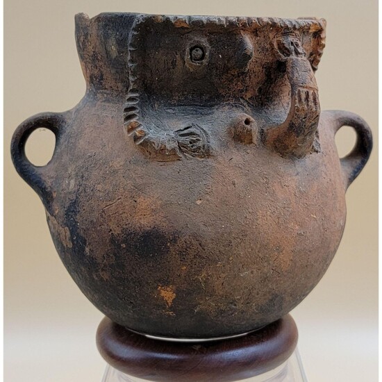 Native American, Mayan Or Pre Colombian Pottery Pot