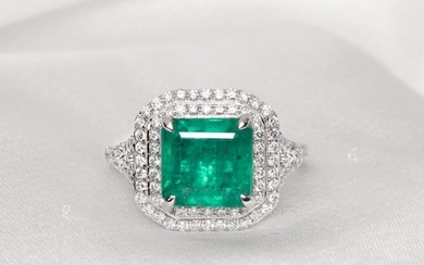 No Reserve Price - 4.61 ct Intense Bluish Green Minor Oiled Emerald & 0.79 Ct Diamonds - 18 kt. White gold - Ring Emerald - Diamonds