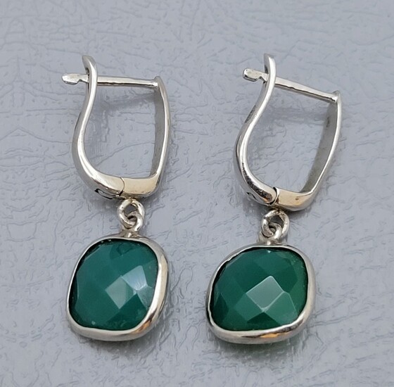 Pair of 925 Sterling Silver Earrings Set w/ Green Gemstones