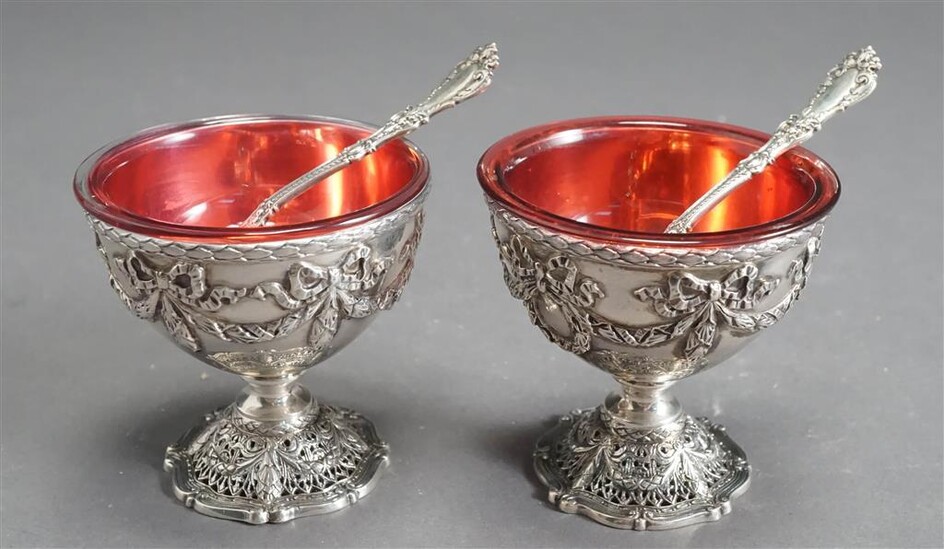 Pair of Shreve & Co Sterling Silver Footed Salts with Cranberry Glass Liners and a Pair of Gorham Sterling Salt Spoons, Silver: 6.9 oz