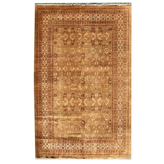 Persian Agra Wool Carpet.