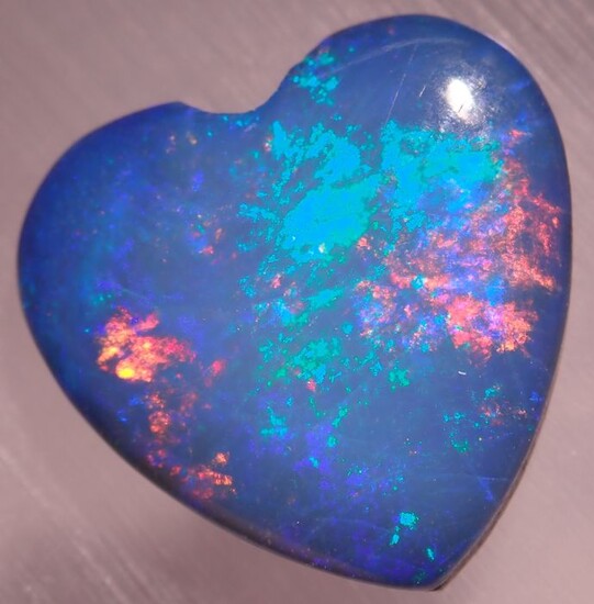 Rare Brazil Doublet-Opal Cabochon Heart 3,560ct - 12.47×12.56×3.05 mm - 0.712 g