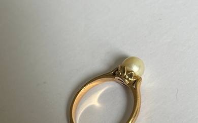 Ring - 22 kt. Yellow gold Pearl