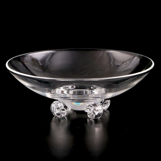 Steuben Art Glass Scroll Footed Bowl Designed by John Dreves, Mid/Late 20th C.