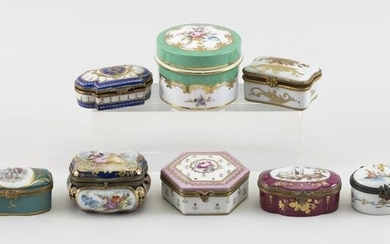 TEN FRENCH PORCELAIN BOXES Late 19th-20th Century