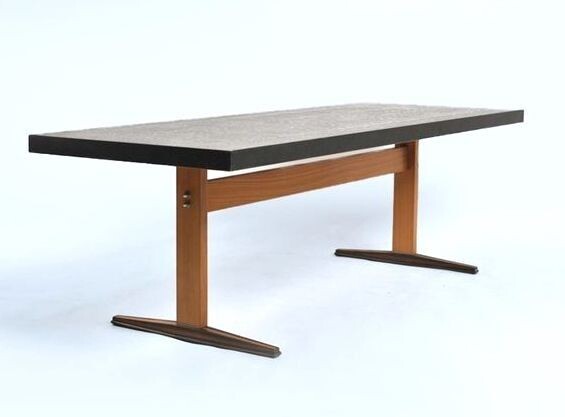 Table, large side or coffee table