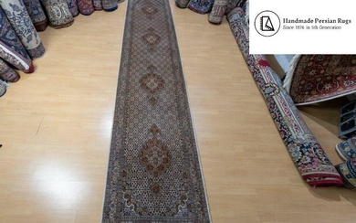 Tabriz - Carpet - 390 cm - 84 cm