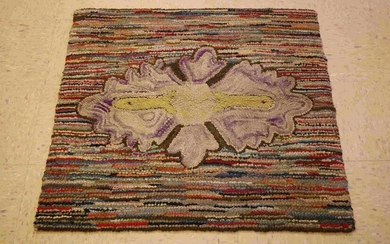 c1900s ANTIQUE AERICAN HOOKED RUG 2.11x2.11 DIFFERENT