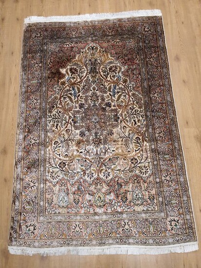 kashmir zijde - Carpet - 185 cm - 120 cm