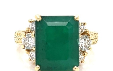 14K Yellow Gold 7.00 Ct. Emerald & Diamond Ring