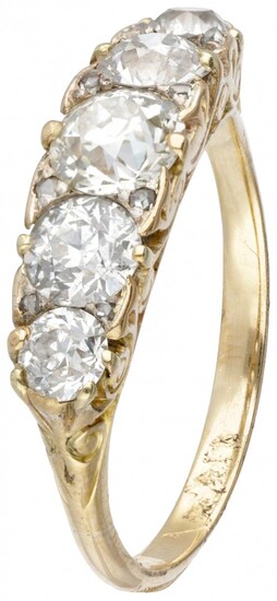 18K. Yellow gold Art Nouveau ring set with approx. 2.40 ct. diamond.