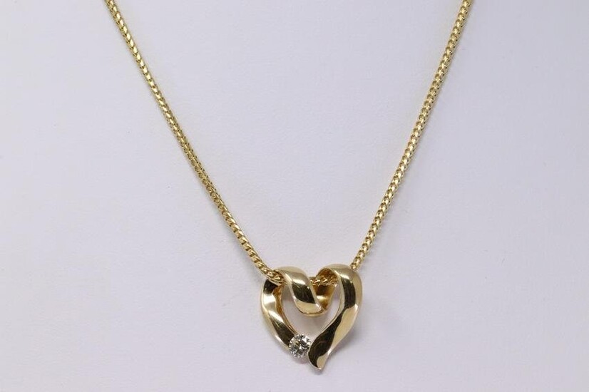 18Kt Diamond Heart Necklace