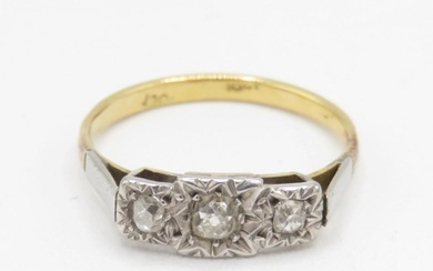 18ct gold vintage old mine cut diamond three stone ring (1.8...